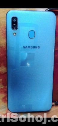 Samsung Galaxy A30